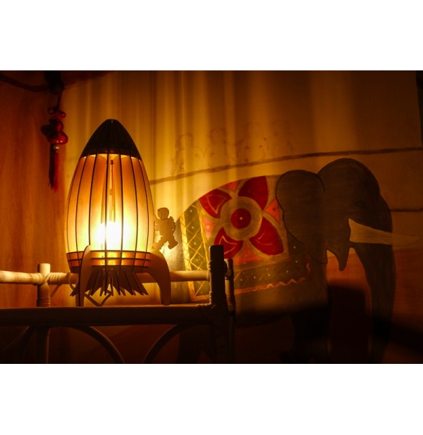 Lampe Fusée en bois lampe de chevet et décorative